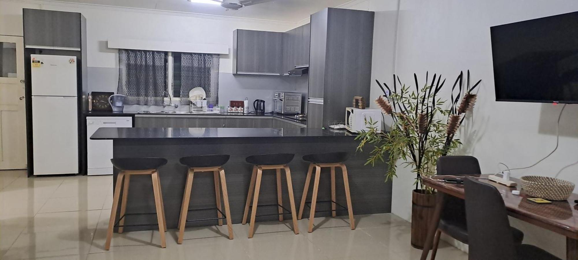 Abm Court Apartments 나디 외부 사진